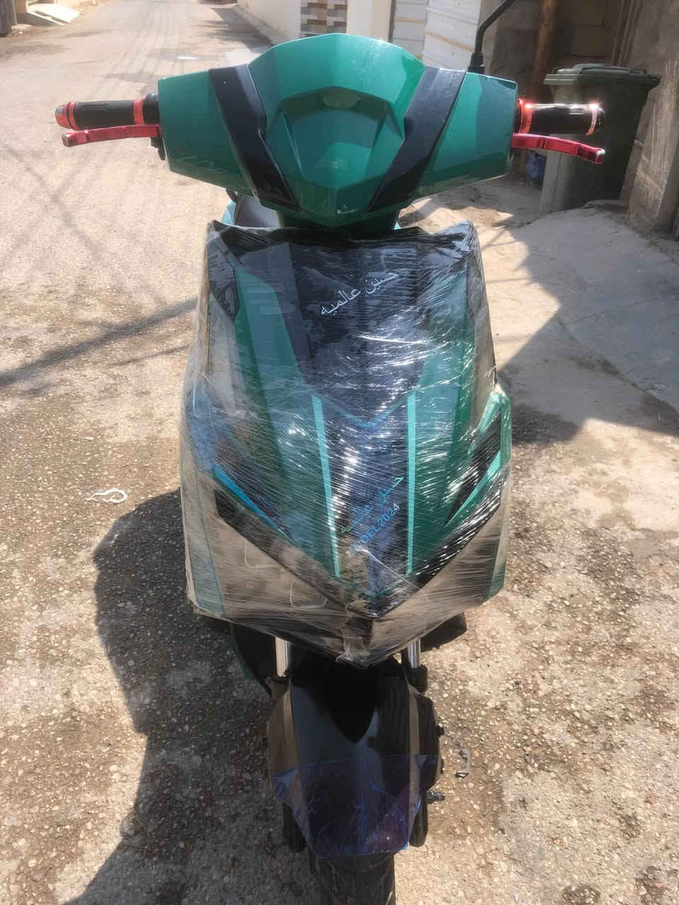 سلام عليكم موطور شحن للبيع نضافه فول بطاريات ١١ونص و ثنين ١٠ونص ست بطاريات. موطور نضيف بي نضام بك سعره ٥٥٠وبي مجال مكاني الرمادي الصوفيه قرب كليه المعارف رقم التلفون ***********
