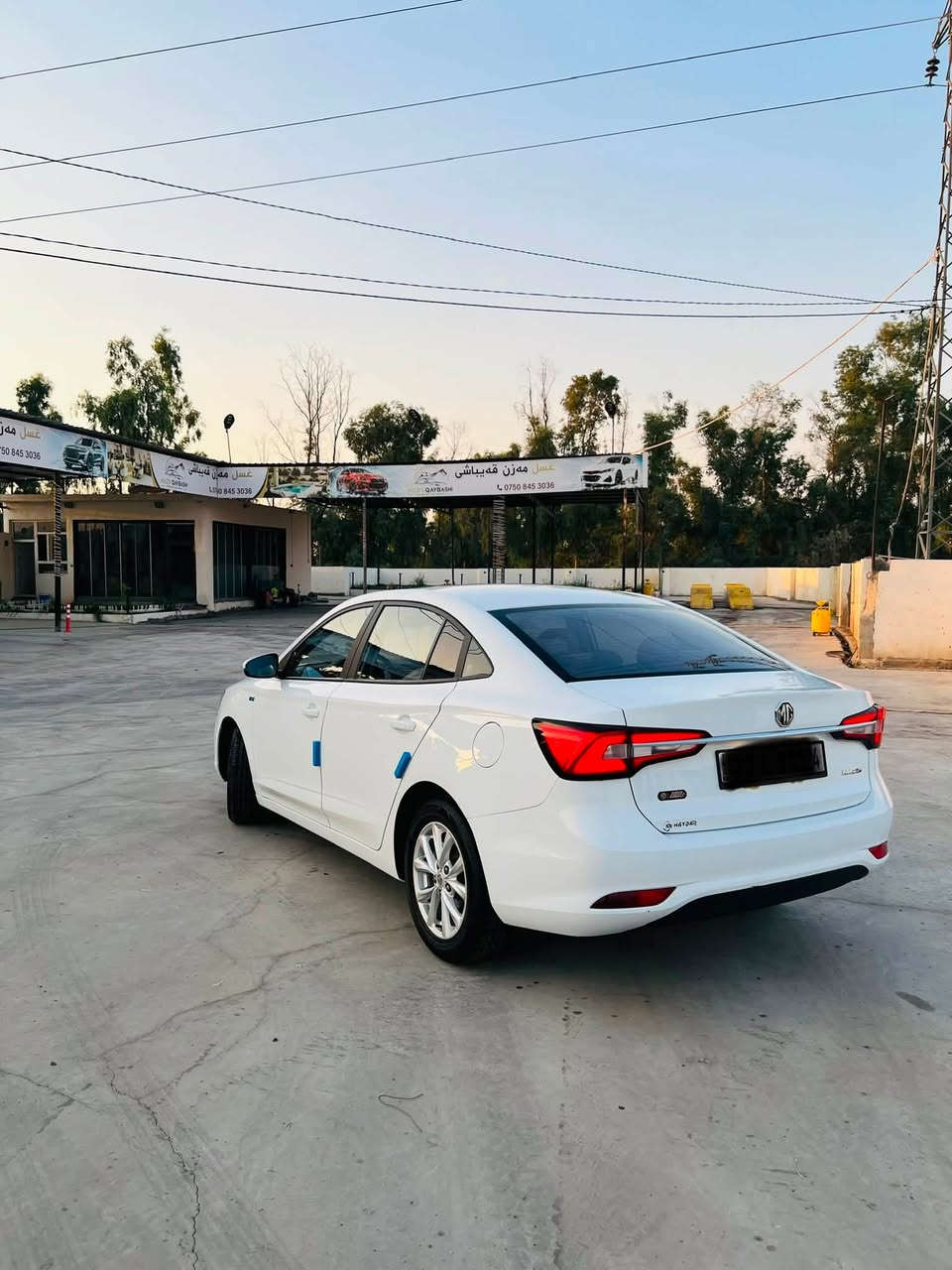MG5فئه ستاندر 

موديل 2024

ماشية12الف  فقط (زيرو ) رقم  اربيل  باسمي هزة جديدة سويج مو بصمة السيارة

سيارة مال بيت ونظيفة جداً 

                                                               

السعر 105 وبيها مجال بسيط 

السياره تابعه لضمان الوكاله الضمان 6سنوات أو 200 الف كيلو متر 

السياره بدون قطرة صبغ

المكان كركوك

***********
واتساب ***********
