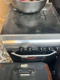 بغداد البلديات • غرفة نوم ٥ قطع • طباخ ٤ عيون