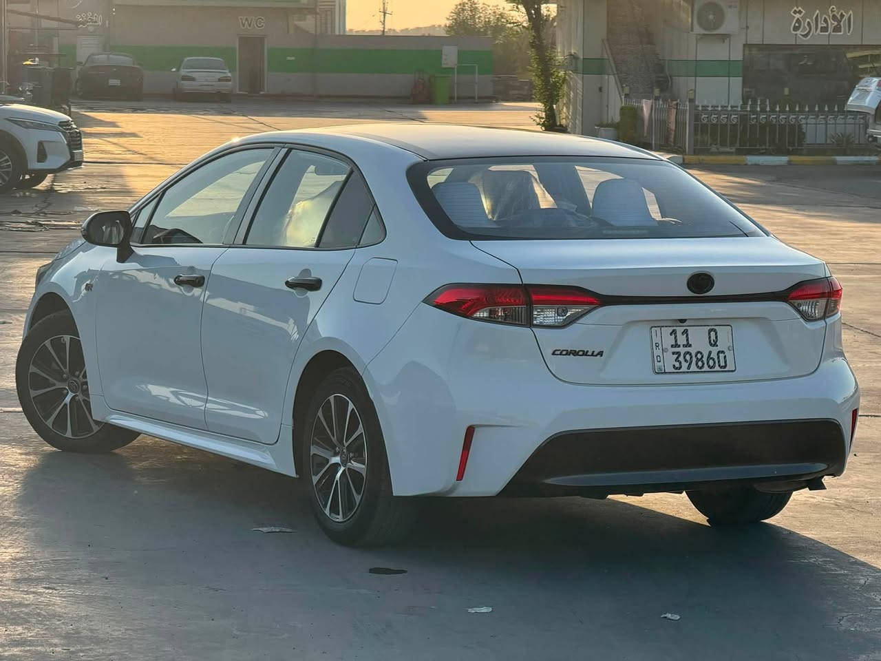 سلام عليكم
تحية طيبة لجميع الاعضاء

كورلا هايبرد موديل 2024 فول مواصفات 1/1 ماشية59 قابل 

للزيادة لون ابيض رقم بغداد  الدولي تحويل ثاني يوم نضيفة جدا

المواصفات 

داخل احمر جلد

كشنات جلد لونين

فتحة سقف سلايد روف

بصمة تشتغيل وابواب

محرك 1800

رادار امامي شاشة +كامرة

لد نهاري 

تبريد قطعتين
 
وبعد بيه مواصفات
 
سيارة نظيفة كلش 
 
السعر 148 وبيه مجال 

ملاحظة بيهة بارد تلاث أصابع ومشوش
الاتصال على الرقم 

***********
