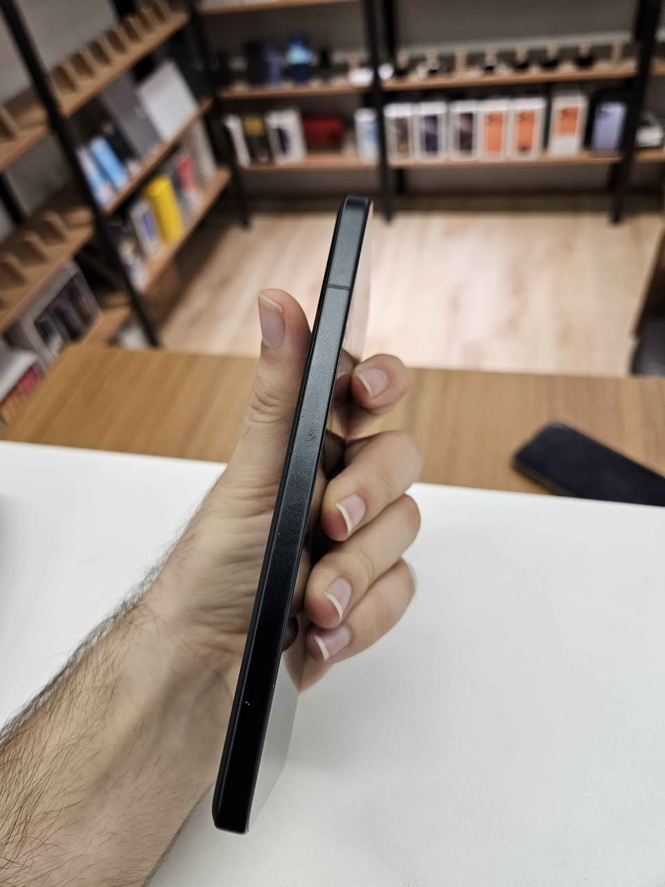 Poco f7 ultra 
Ram 12
Storage 512
خاوێن و  پاتری ٩٥
نرخ ٧٣٠ هەزار قوفڵ، مامەڵەی نییە تکایە
*********** كالار, السليمانية
