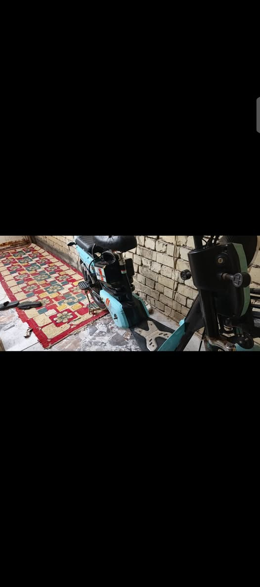 سلام عليكم  باسكل شحن للبيع كاملمكمل اي ش ما ناقصة بطاريات جدد صارلي 3 اشهر من ماخذة زيرو الرقم***********0العنوان كربلا باب طويريج 
قفل تحتي شاحنة

