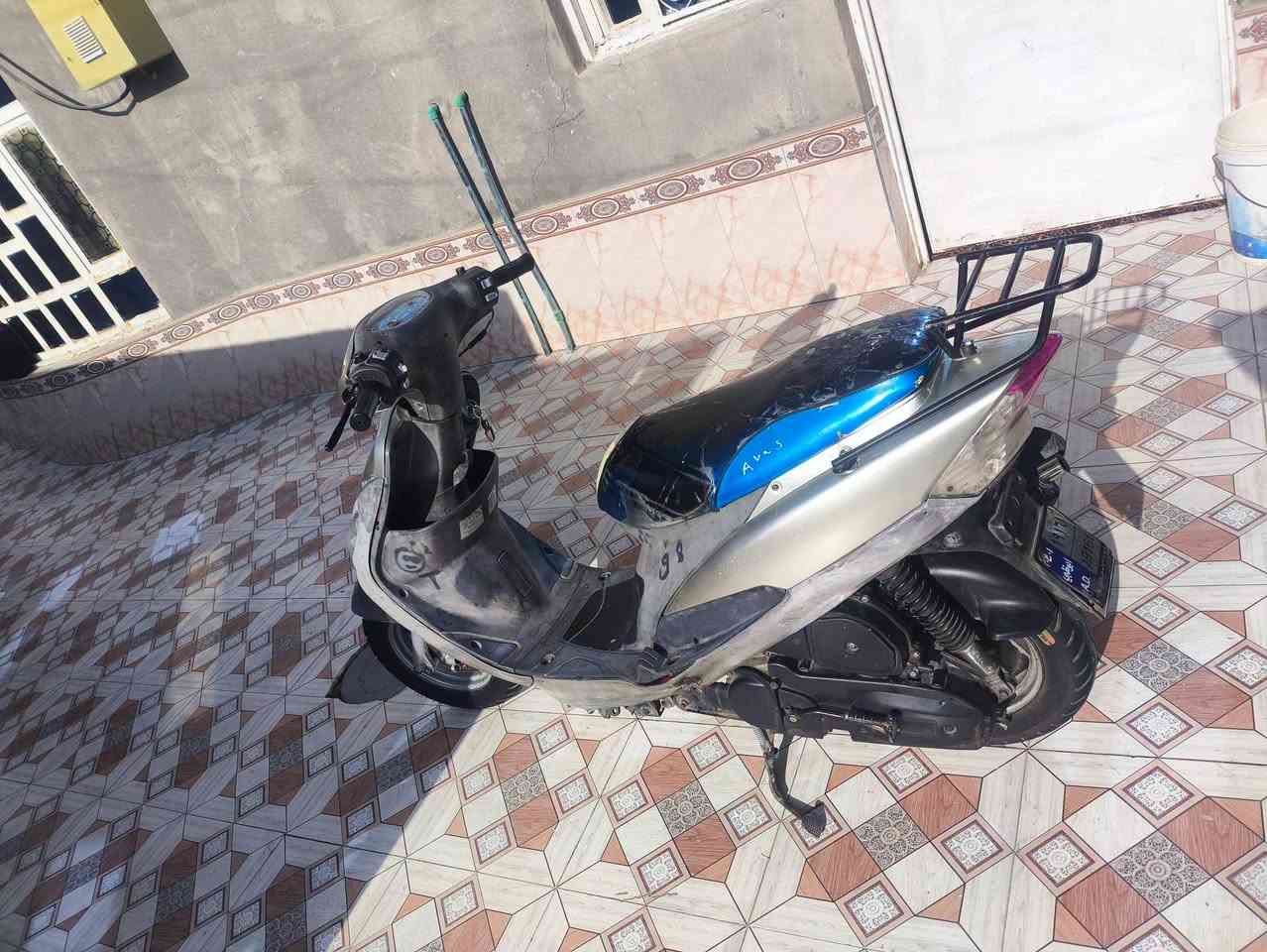 سلام عليكم ماكس قجمه بوشه49 مفتوحه 
سلف هندر لايت عالي ناصي كهربائية كلهن يشتغلن 
مكينه ناعمة دبلات زوج تايرات جديد كفر ختم واحد 
سعر500وبيه مجال حك جيه مكاني المدينه الرحمانيه 
الاستفسار ***********

