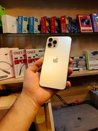 ايفون 12 برو ماكس • ٢٥٦ جيجا • ذهبي
