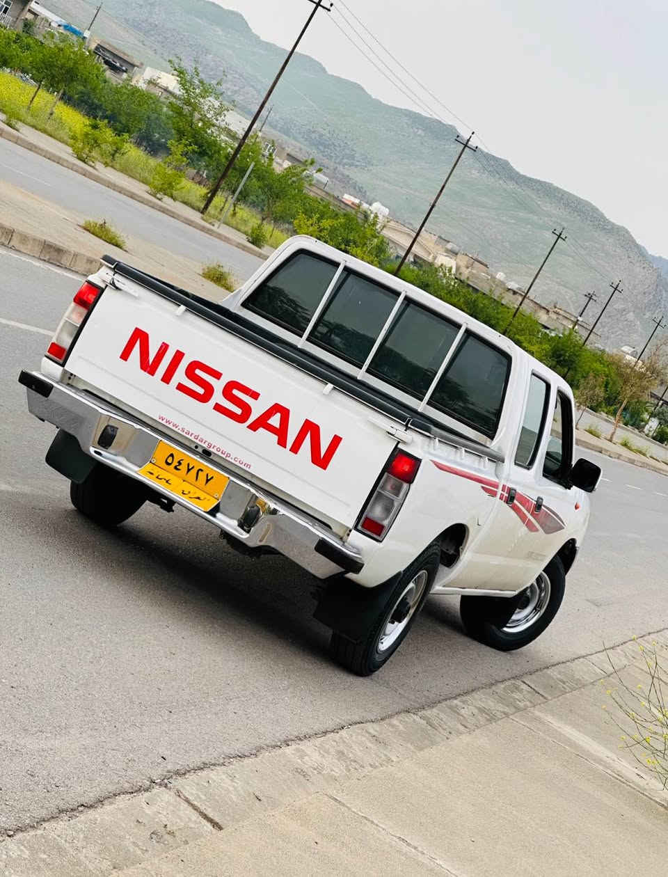 نیسان پیکاب ٢٠١٠ دوو تەعدیلی بچووکی هەیە زۆر خاوێنە ٢٠٧ هەزار کیلۆ متر ڕۆشتووە.   نرخ ١٢٥ گەڵاو محامەلە 
رقم موبایل *********** رانية, السليمانية

