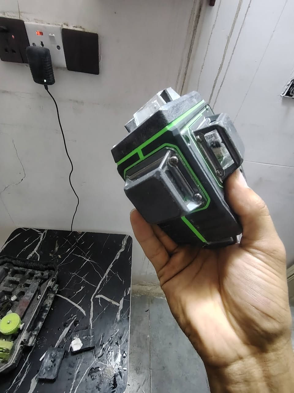 ليزر بهاذ الشكل للبيع الي يفيده يدخل خاص ويدلل *********** واتساب

