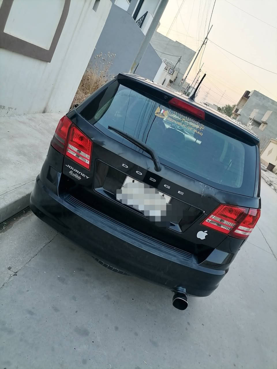 دوج جورني 2012 كلين بدون حادث بس السقف بي شويه ابيظ مكنات ٥ راكب محرك 2400 شرط كير شرط تبريد شغال موصفات بصمه تشغيل أبواب بصمه شاشه اعطال بعد بها هواي موصفات  طخم تاير جديد صارله سبوع شده رقم دهوك شرط التحويل الوكاله السعر 95 الاتصال على الرقم ***********
