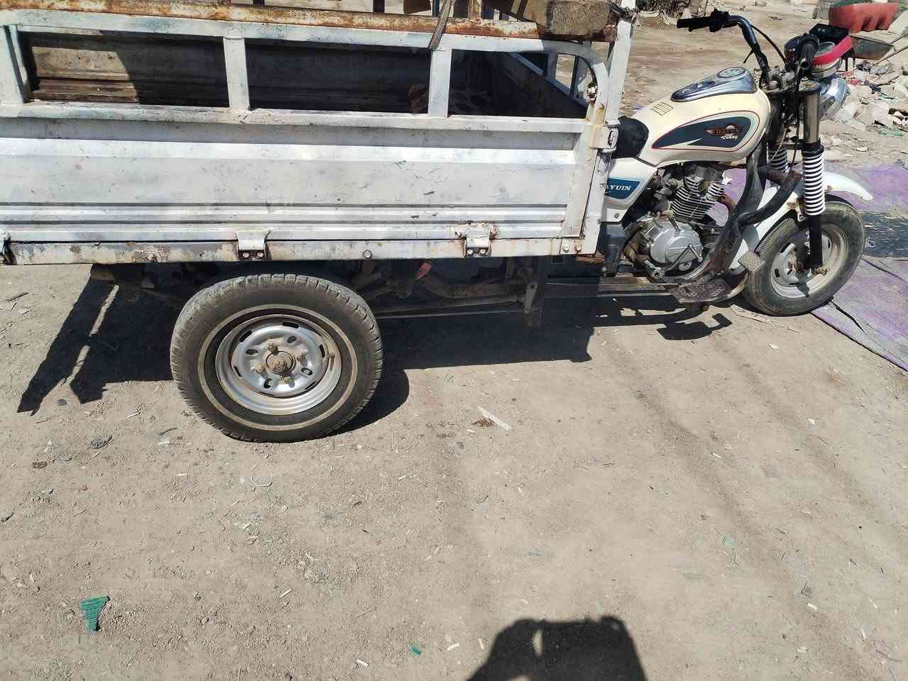 بدون اوراق بدون اوراق  مديل 14 مكينه ما مفتوحه تواير ابو لغطه ستوته خير من الله  سعر 900 ناصريه حي الشهداء ***********
