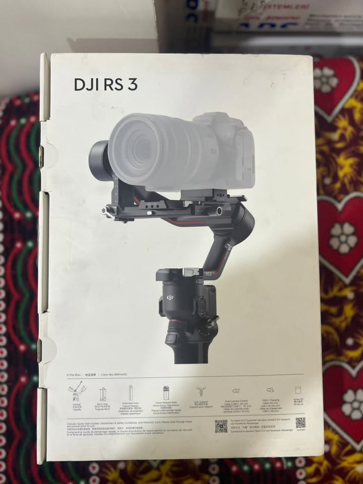 سلام عليكم ❤️‍🔥
رونين Rs3 
مع جميع ملحقاته نضافه 90 مثل ما موضح بل تصوير والصور 
السعر خاص او واتساب 
***********

