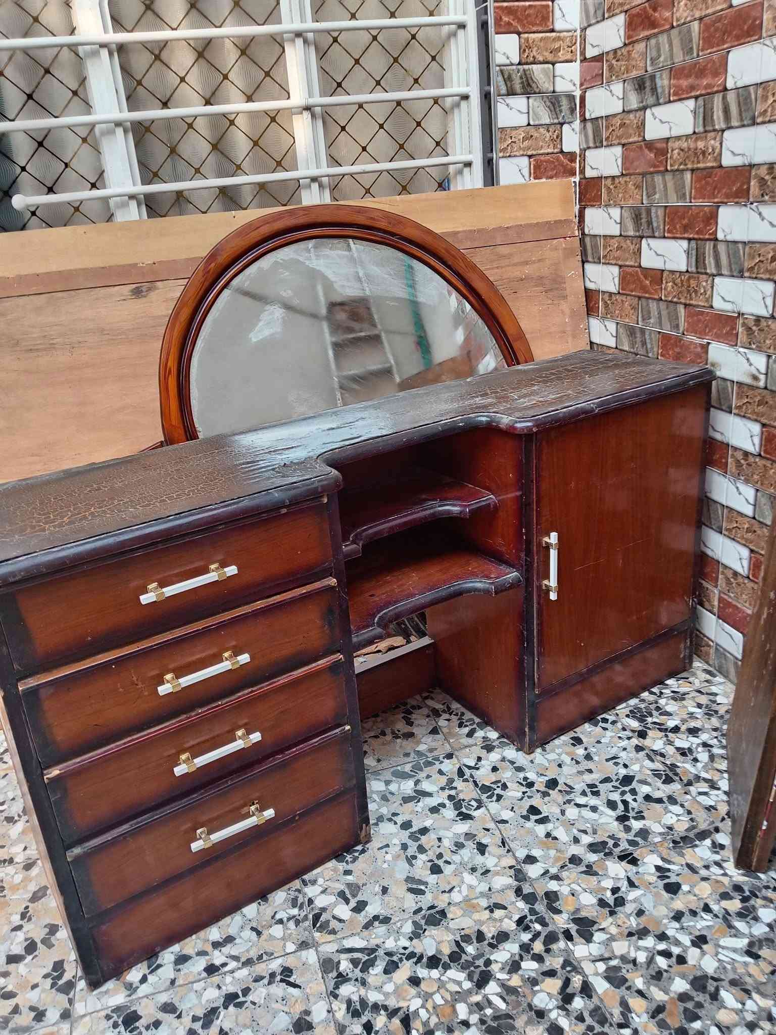 زعفرانيه اربع شوارع • غرفة صاج • بدون ميز