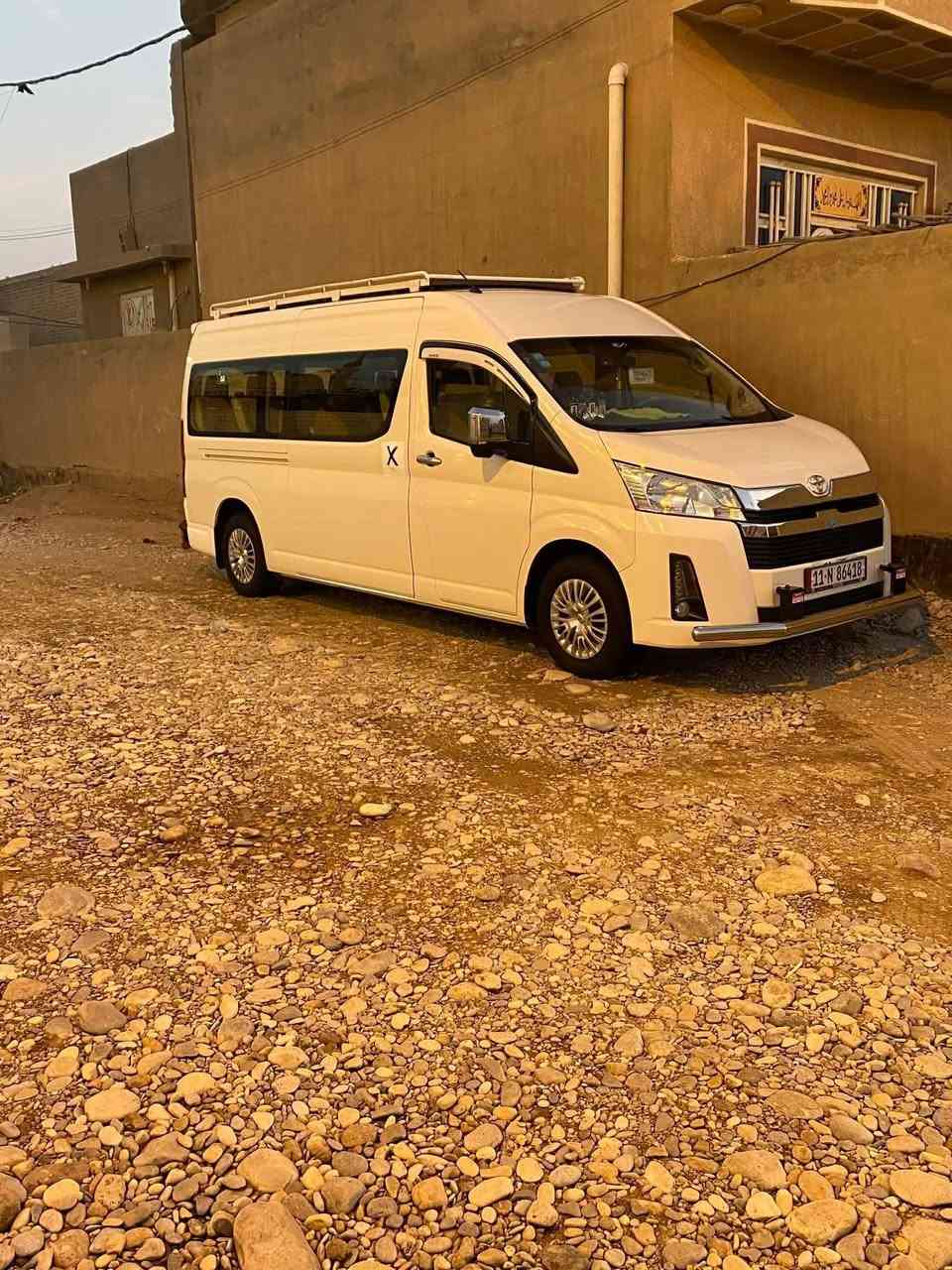السلام عليكم....
هايسا 2023 فول فول مواصفات كير اوتوماتيك  تقوية فانات
دوشمه سعد الجنابي ١٥ راكب  محور تانكي بانزين ١٤٠
سيبايه ودرع السياره ماشيه ٢٦٠ الف السياره مكفوله كفاله عامه شرط السونار تخم تاير جديد مكان السياره واسط
***********
