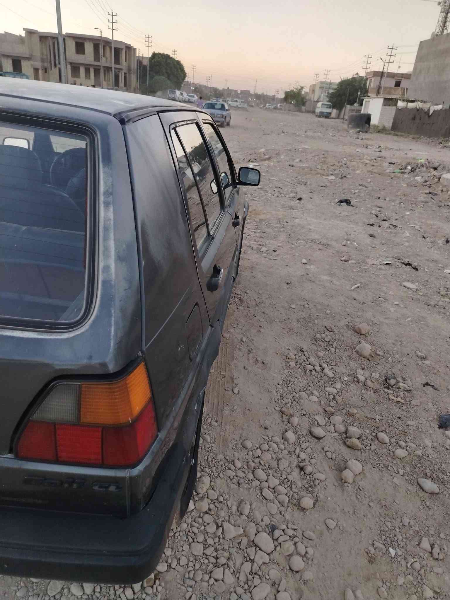 السلام عليكم
كولف عظم للبيع 91 بلادية بدون صبغ

كير عادي

رقم بغداد انكليزي 

سنوية لل 30

المكان / ديالى بعقوبة 

السعر 25$ وبيهة مجال 

للتفاصيل اتصل

***********
