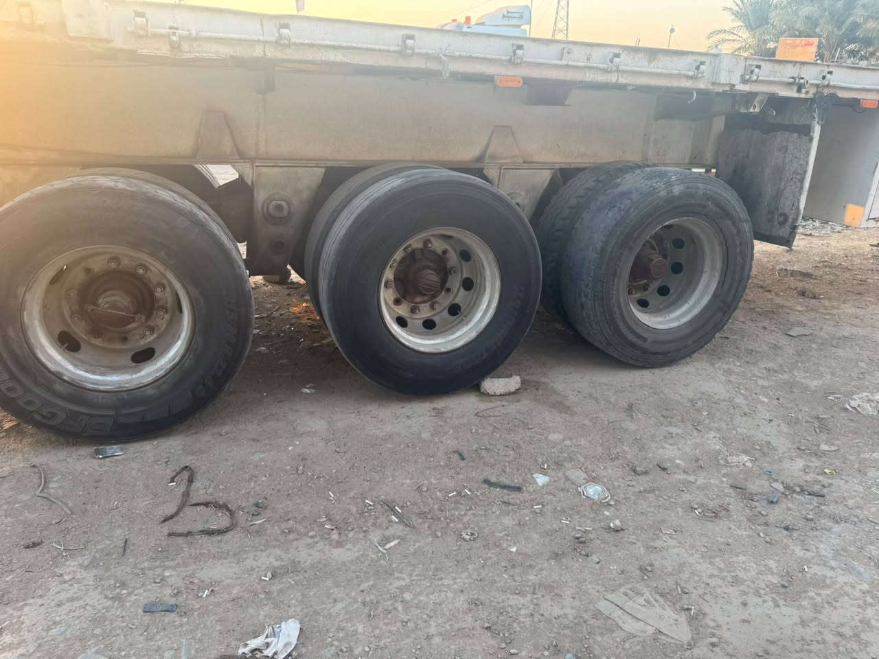 السلام عليكم عربانه طول ١٣و٦٠ مكفول السعر ٥٠ وبيهه مجال اثير*********** واسط العزيزيه مزوج بلادي وترهم مراوس بعربانه بس اريد فرق  لاتكلي مسح لمنشور جايك عيب
