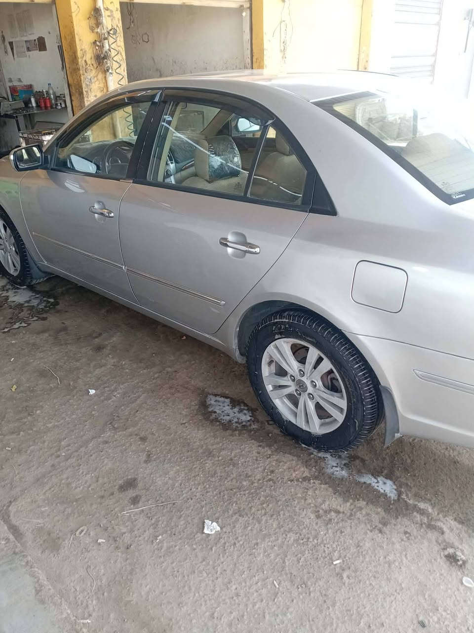 سلام عليكم البيع سوناتى 20
10خليجي ضررهة جاملق خلفي وبنيد بدون دواخل مكينة الفين وربعمية تنقيص بصيط بيهة رقم واسط نكليزي سنوية 30   فول مواصفات  ***********
***********
مكان سيارة واسط العزيزية
