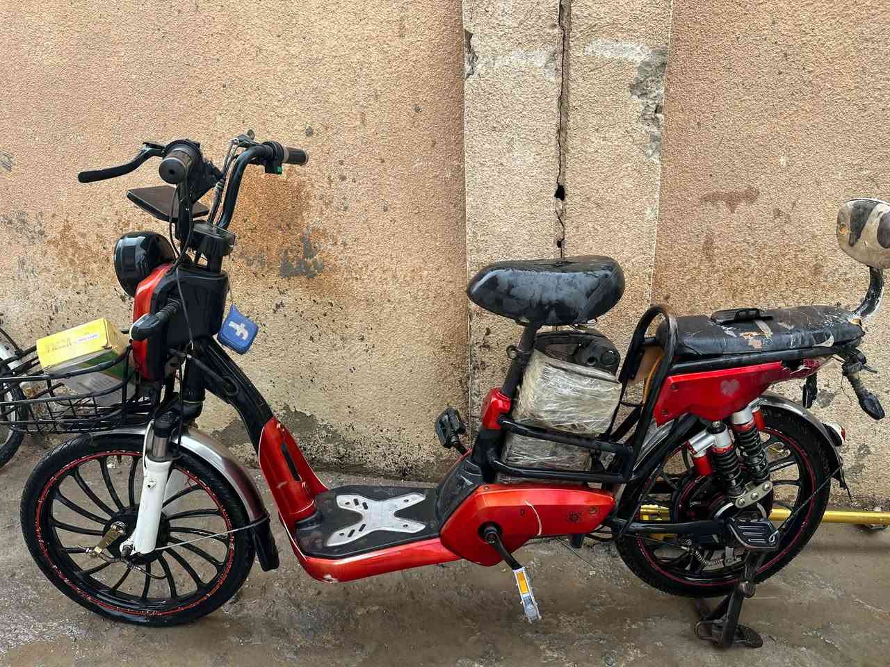 باسكل شحن • بطاريات ٩+ • بشاشة