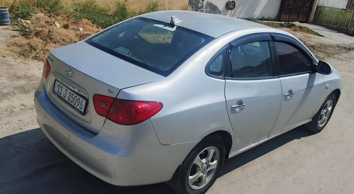 هونداي افانتي 
وارد خليجي 
السياره جاهزه كير ومحرك جدد 
1600 دكشن عالي 
4 تايرات مبدلات جدد
حداديه جديده 
كشن  تدفئه تبربد 
مري شفط + تحكمات ستيرن 
دشبول قطعتين 
السياره بيهه تبديل 3 قطع اثر جراد 
بدون صبغ بدون حادث 
رقم بغداد انكليزي تحويل مباشر 
معروضه اب 83 وبيهه مجال جدن بسيط 
‏‪***********‬‏
