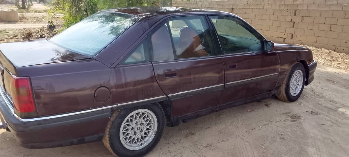 اوميكه • ١٩٩٢ • مكينة وكير