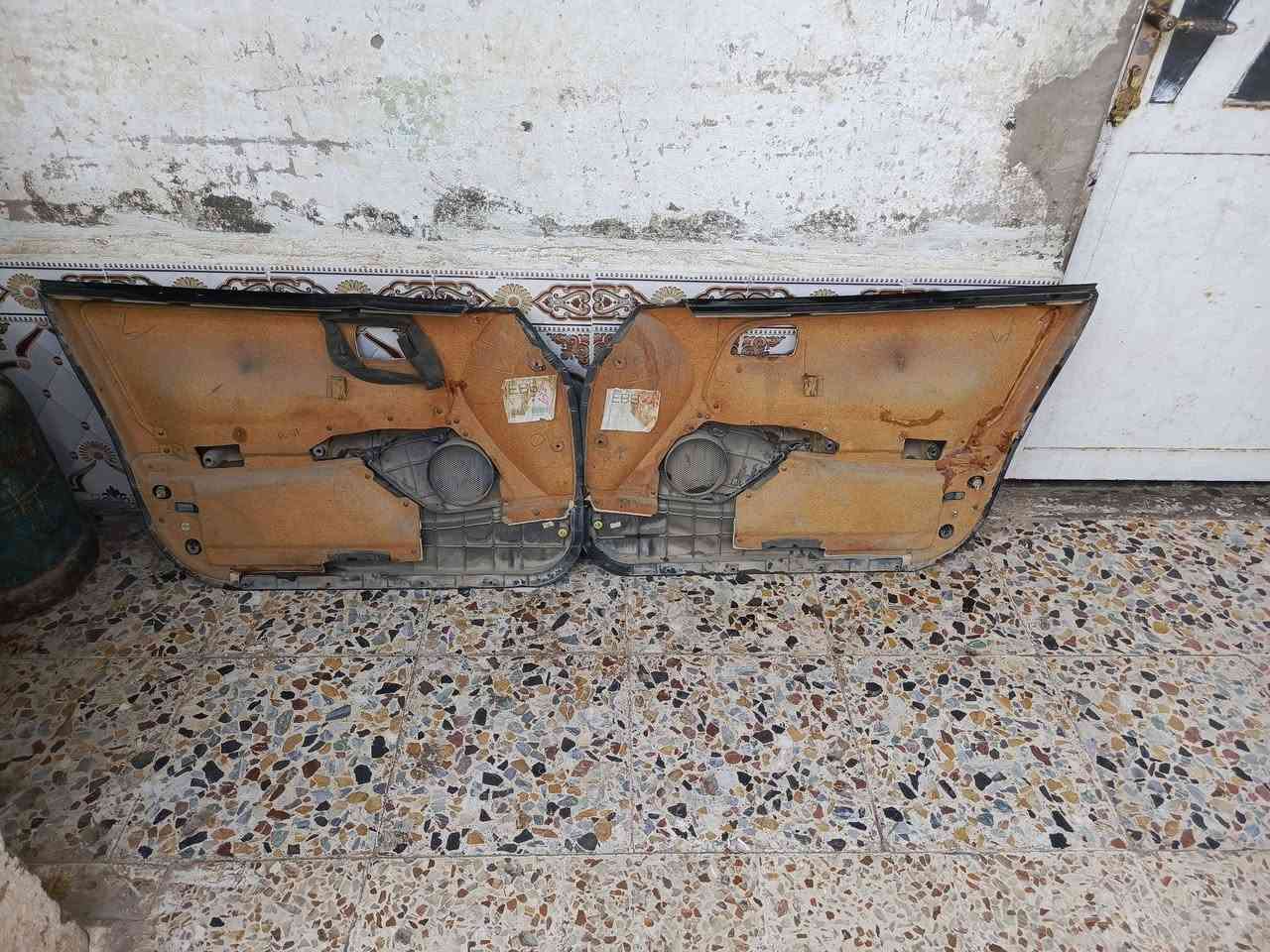 بطاين • نفخ • زيتوني