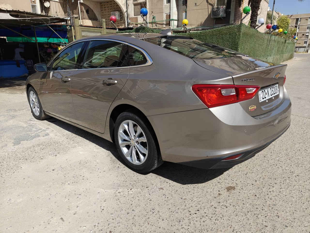 ماليبو 2025 lt.
#دخول جديد قبل 4 اشهر. 
#السعر 135$وبيه مجال .
#حادث قطعتين بدون ايرباك جاملغ يسار وبنيد بدون دواخل.
#محرك 1500 توربو.تدفئة بالكشنات.كرسي كهربائي.داته شو للتصادم.رادار امامي.تحديد مسار.حساسات خلفيه.كامرة .شاشه كبيرة.
#ماشيه 47 الف كيلو كله بامريكا بالعراق مماشيه.
#السيارة مدشومه جلد ب500$ 
#وبدلت دهن كير 8 لتر 
#جاهزة من كلشي كير محرك تبريد ايرباك كله بلاد. تايرات مال الشركه نفسهن.
موجودة بزيونه ***********
#عندي وكاله احول بيهة لاي شخص.
