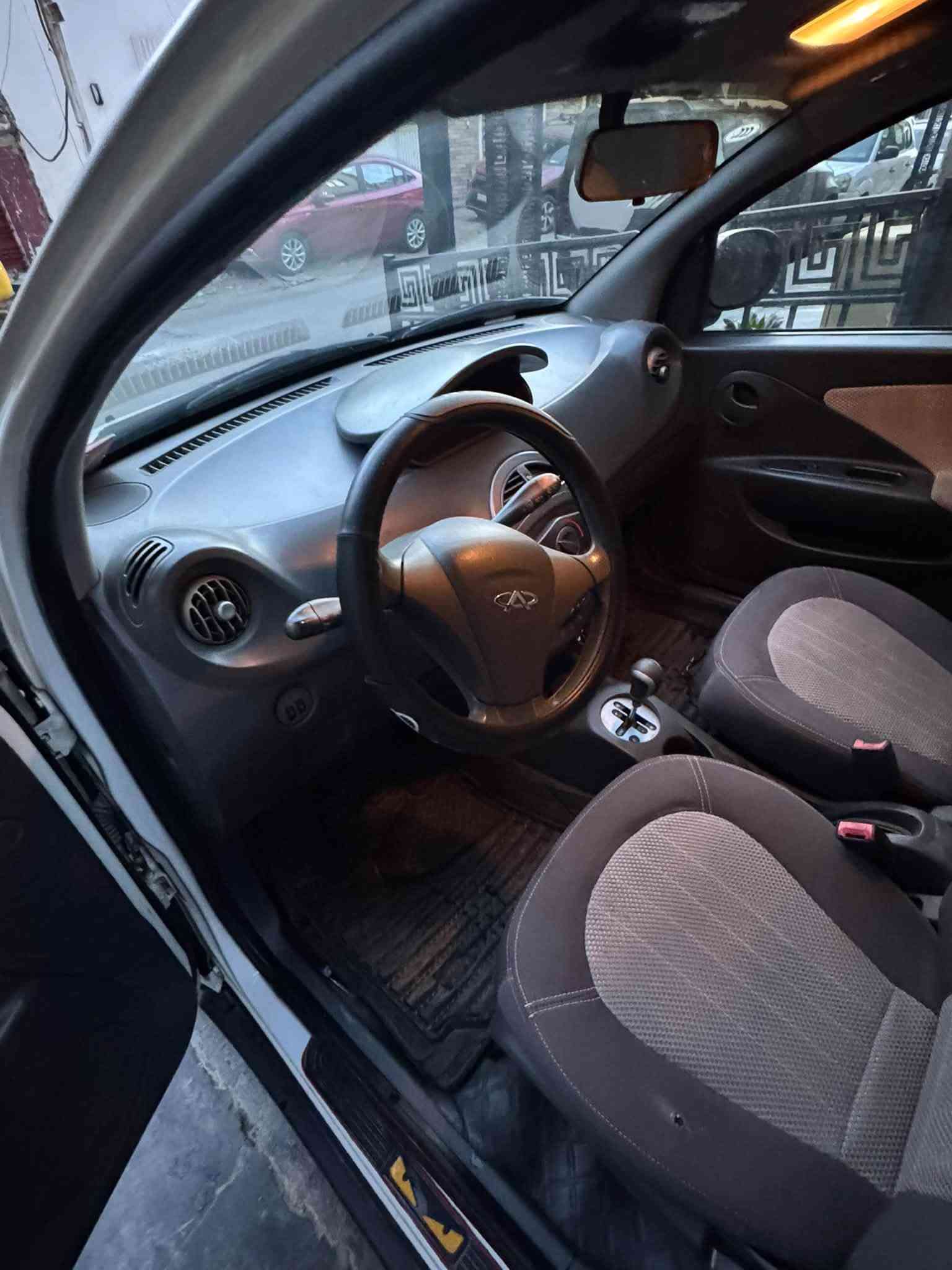 سلام عليكم عندي سيارة 🚗 شيري اكس 1 موديل 2014 مستلمه من الشركةعلى أيدي مكفولة من الصبغ  والتبديل والبارد  انظف شيري  بالعراق ماشية 27 الف فقط  رقم بغداد الدولي الجديد 
تخم تاير جديد باتري جديد  تبريد ثلج باسمي تحويل ثاني يوم 
مكاني بغداد الكرادة للاستفسار على الهاتف *********** ابو سجاد وشكرا لادارة الموقع
