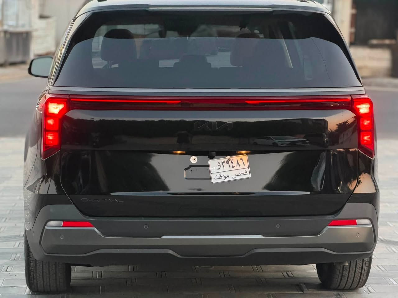 ياالله

السلام عليكم 

كيا كرنفال 2026 SX   وارد امريكي 

Kia Carnival Mpv Sx 2026 3.5 V6

                        الون ( اسود )

                 حجم المكينه : 3.5 V6

         المسافه المقطوعه : 2000 ميل  

الضرر : مبدل جاملغ يسرا مبدل نفس الون بنيد بي بارد 

             حالة الايرباك : دركه  + دشبول 

#مواصفاتها 

1.شاشه 

2.كامرات 360

3.بصمه

4. بنوراما فتحتين

5.ويل كب اسود

6. تشغيل عن بعد

7.حساسات خلفي امامي

8.بيبان كهرباء

9.لايتات لد

10.لايتات زنون

11.بكلايتات لد

12.اشاير بالمري

13.رادارات 360

14.كشنات جلد 

15.ثلاث قطع تبريد

16.هيترات بالكشنات حار بارد امامي خلفي

17.هندبريك بصمه

18.شحن وايرليس

19.هيتر بالاستيرن

20.كشافات 

21.مري شفط

22.كشنات كهرباء امامي خلفي

23.كشن السايق ميمري

24.تحديد مسار

25.نظام ايكو سبورت عادي

26.كامرات محيطية داخل السياره

27. كشن اضافي 

28 .داتا شو

فول موصفات 1/1 جاهزه مرقم بغداد 

  

السعر : الطلب في التعليقات سياتي اليك مباشرة 

تفاصيل اكثر هذا رقمي *********** تحياتي 

مكان السياره بغداد حي الجامعه
