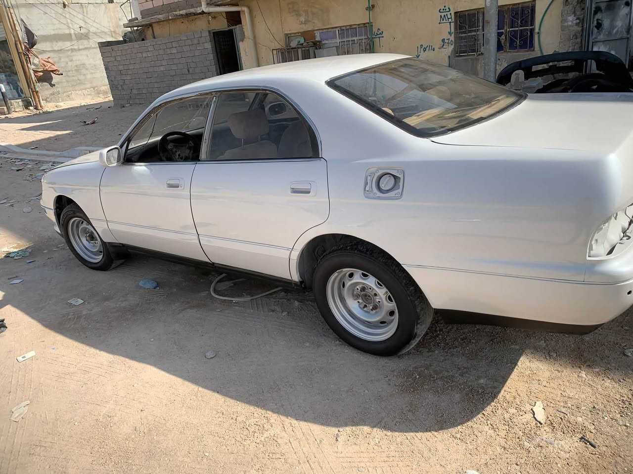 ورشت صبغ.عنوان بصره زبير ***********
