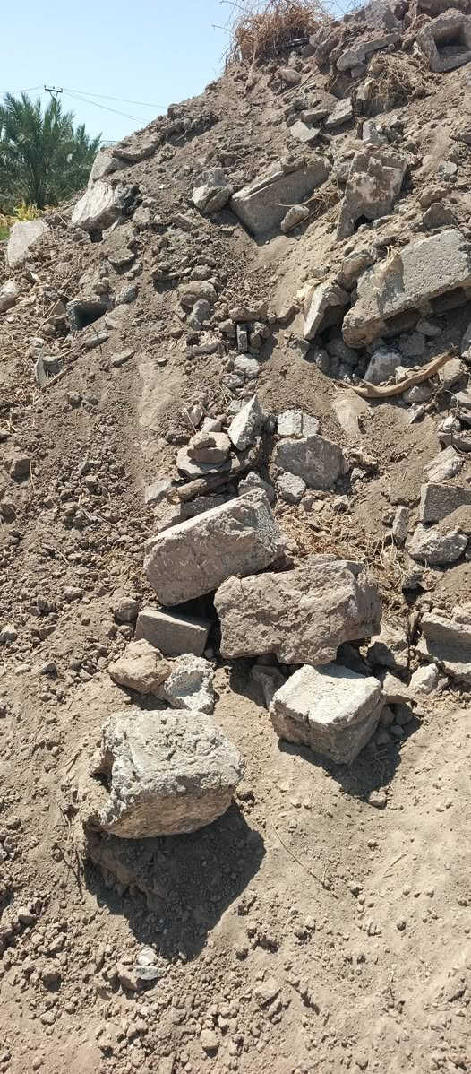 انقاض يطلع 15/20قلاب قرب محطة علاء ***********
