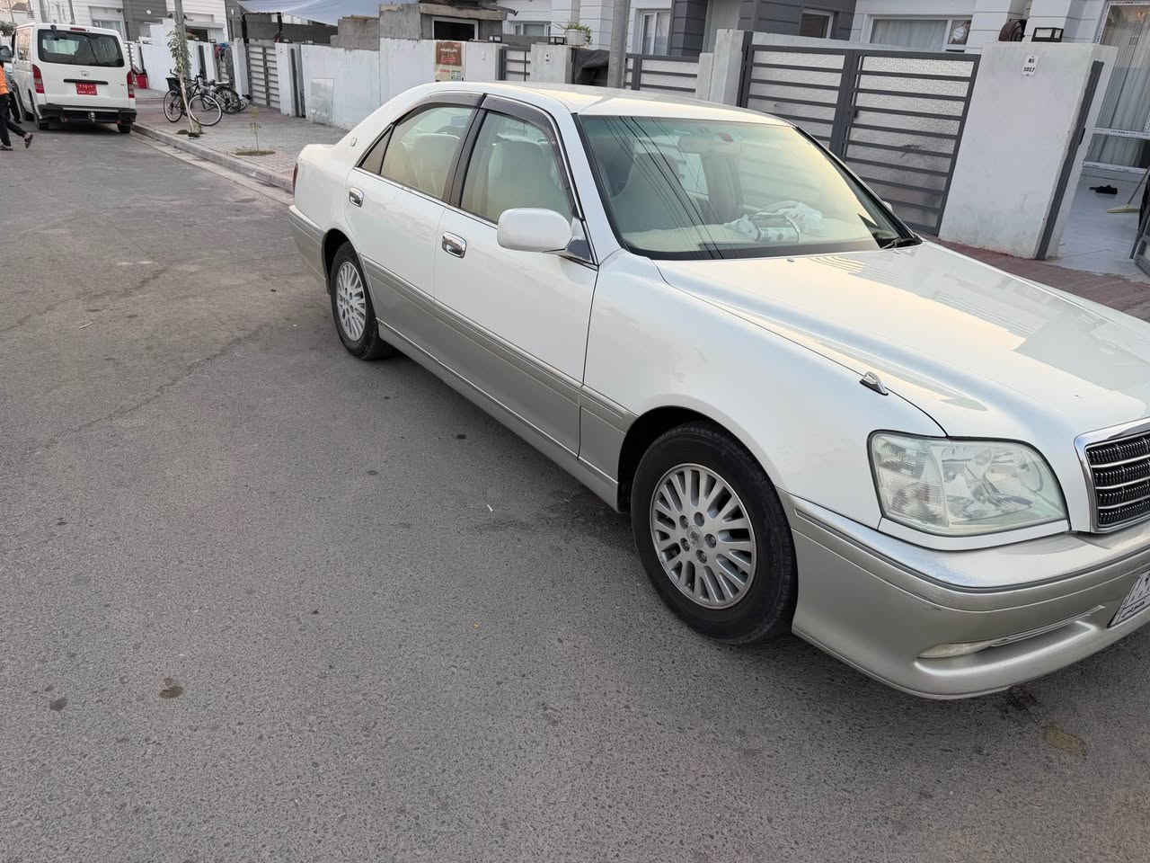 مــةليكة مــوو 2002كـــؤد دارة
بي بو ياخ D بجوك بةنزين ناخوات
لةسةر دةقي شةريكة ماوتو
2 دوگمةية
بةردةية
تايةي تازةية
سعر52 گةلا
تكاية كريار نيت مالي كةس مةشكينة
شوين كةلار سيارةي مالانة
خاوةني 63بي داوة بيش تر
گورينةوةش دةكةين بة 
شاهينة 2007 كود دار
*********** السليمانية, العراق
