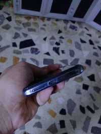 هواوي واي ٩ا • ١٢٨/٨ • مقفل