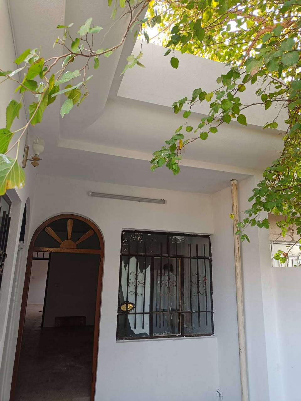 دار سكني • ١٠٠م • طابو صرف