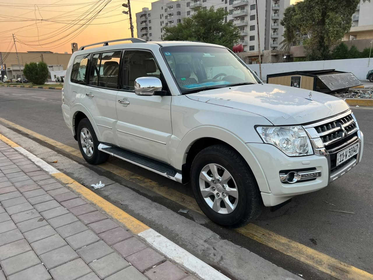 سلام عليكم باجيرو موديل 2015سياره كفاله عامه من ضربه وتبديل وصبغ ولابارد ورصعه وشخط سياره ماشيه 21حقيقي سياره فول 1(1دامام فتحت سقف شاشه بلادي تحكم ستيره جيهتين حكيه دفع رباعي مري شفط دبل سويج شركه كتلوكات شركه تخم تاير مال شركه سبير مانزل مضومه زنون بلادي كشنات جلاد كشنات كهربيه سيارت جديد معنه كلامه وشرط نفس المنشور اي ختالف اني حضر سنويه جديده هزه جديد تحويل مباشر السعره نتصل وتدلل وهذ رقمي *********** مكاني بغداد بلديات
