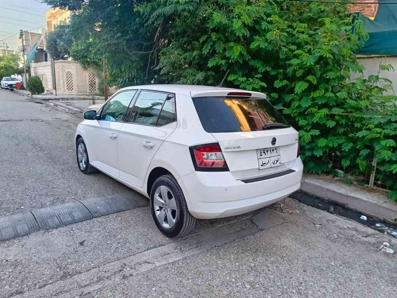 سكودا فابيا سياريكي زور زور خاوينه يك دينار مسروفي تيدانيه بشرت دحامي لو دحامي بشرت بي سبوخه 3شويني بجوكي pdrسياره كه يك دسته له شريكي موديل 2015شك نوي بصمه لايت اليد پيشو دواوه ويل كه پ بيلادي سياره فول فوله ***********سعر82ورقه مجاليكي كه م أربيل, العراق
