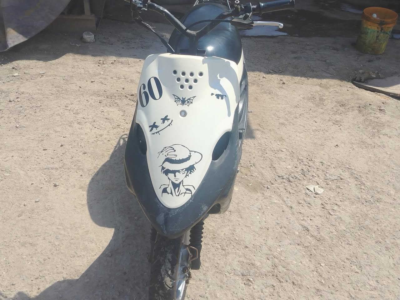 يومها 9زروف
سعر 175بيه مجال
***********
