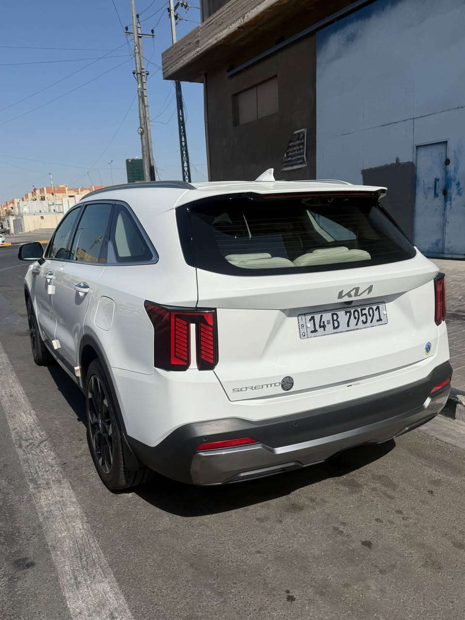 2025 كيا سورنتو  سورنتو 

كيا سورنتو موديل 2025خليجي رقم بصره كامرتين دادشو ويل حجم 20 سايد بريك كهربائي باب الخلفي كهربائي برداد خلفيه تبريد 3قطع 7راكب شفتات ستيرن وبعد بيهه 
  مواصفات سيارة كفاله من شخط ماشيه18الف
يتصل ***********
مكاني البصره الأمن الداخلي 
محرك 6سلندر 
سعر 318 البصرة, العراق
