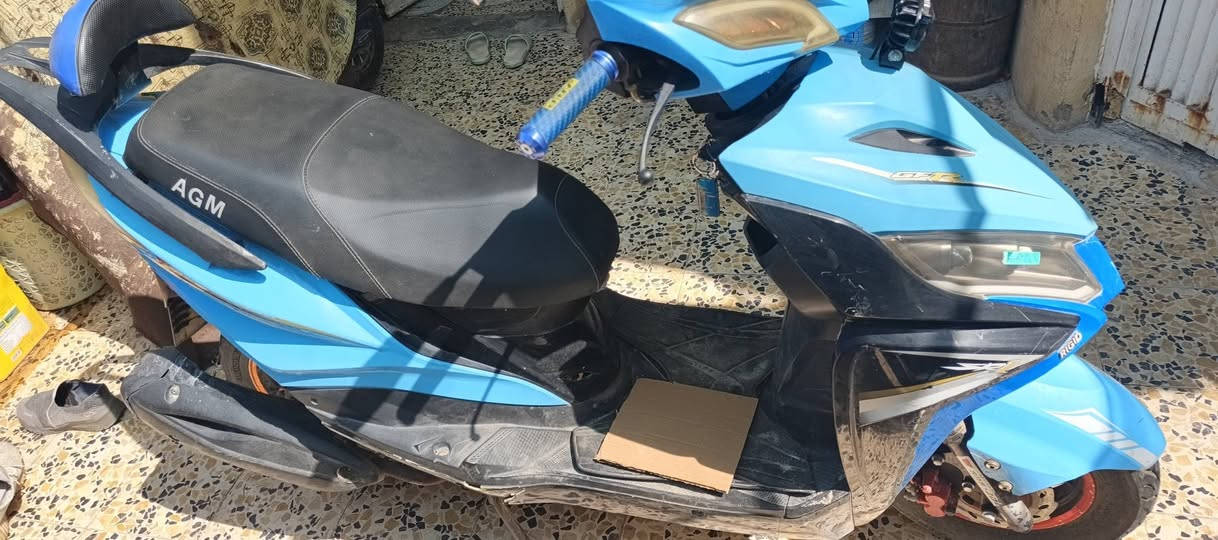 درجة جانبو نضيفه لبيع كلشي يشتغل بيه وهاذه رقمي *********** اوراق
