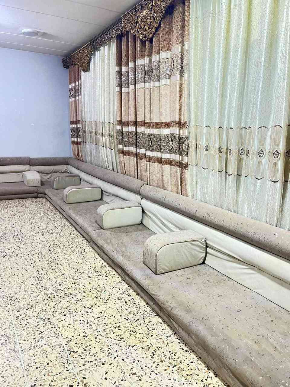 جلسه عربيه فصال القائم مستخدم شي قليل القياس 7*4 للبيع العنوان حصيبه حي السكك للاستفسار الاتصال على الرقم ***********
