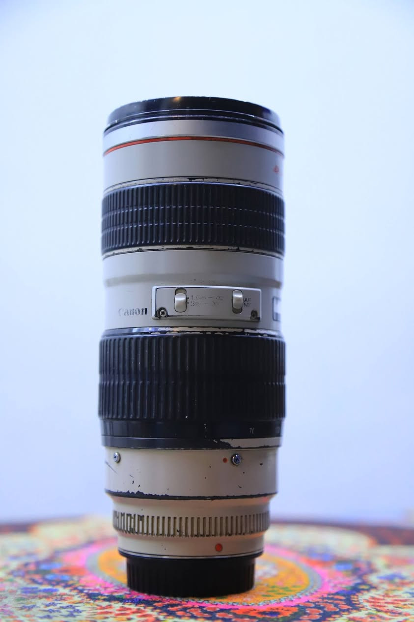 عدسة كانون 70_200  F2.8 تك استبلايزر
مكاني كربلاء ***********
