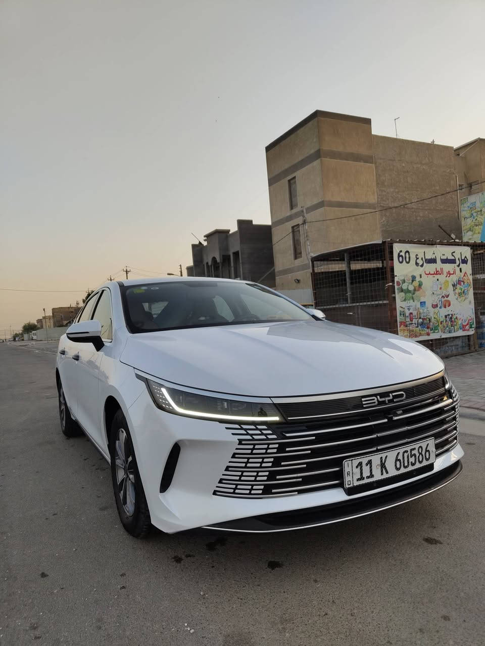 سلام عليكم 
بي واي دي دستروير 2025 
زيرو مكفوله كفاله عامه من الشخط والضربه والبارد والصبغ والسونار موجود سياره بعدها بريحة الشركه(ماشيه 9 الاف الكلي) 6 الاف ع البطاريه و 3 الاف على المحرك 
محرك 1500 بلكن هايبرد
كارت وبصمه وارضيات اصليه وشاحن اصلي غراضها كلها كامله
تبريد قطعتين 
كشنات جلد رياضي
3 وضعيات قياده سبورت نورمال ايكو
ستيرن وضعيتين سبورت ونورمال
بريك وضعيتين سبورت ونورمال
لايت led
كشافات نهاريه
فول تحكم بالشاشه 
اوتو هولد 
وبعد المواصفات المعروفه
السعر/20200 وبيها مجال 
المكان/بغداد السيديه تقاطع درويش 
***********
