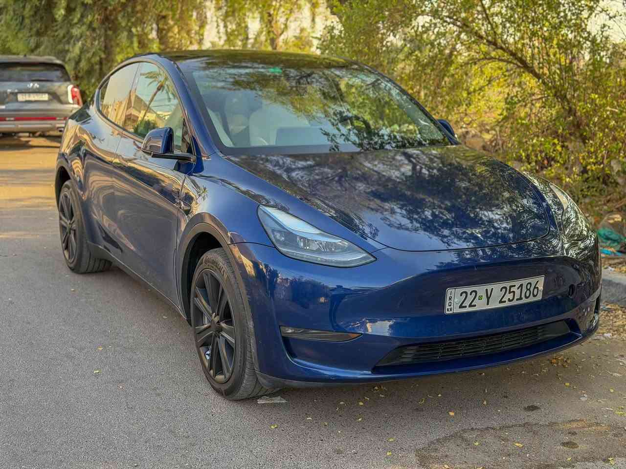وصول جديد للبيع Tesla Model Y
Dual Motor LR
العداد:- 22.000mile

الحادث:-
بدون ايرباك
١- صبغ جاملغ الخلفي
٢- صبغ شوية بالصندوق مكان الرقم
٣- دائرة صغيرة بارد بين الباب والجاملغ الامامي
صور الحادث مرفقة

أون لاين أخر تحديث ومربوطة على الفون كي

موقع السيارة بغداد الاعظمية
السعر 22.000$
التواصل ***********
