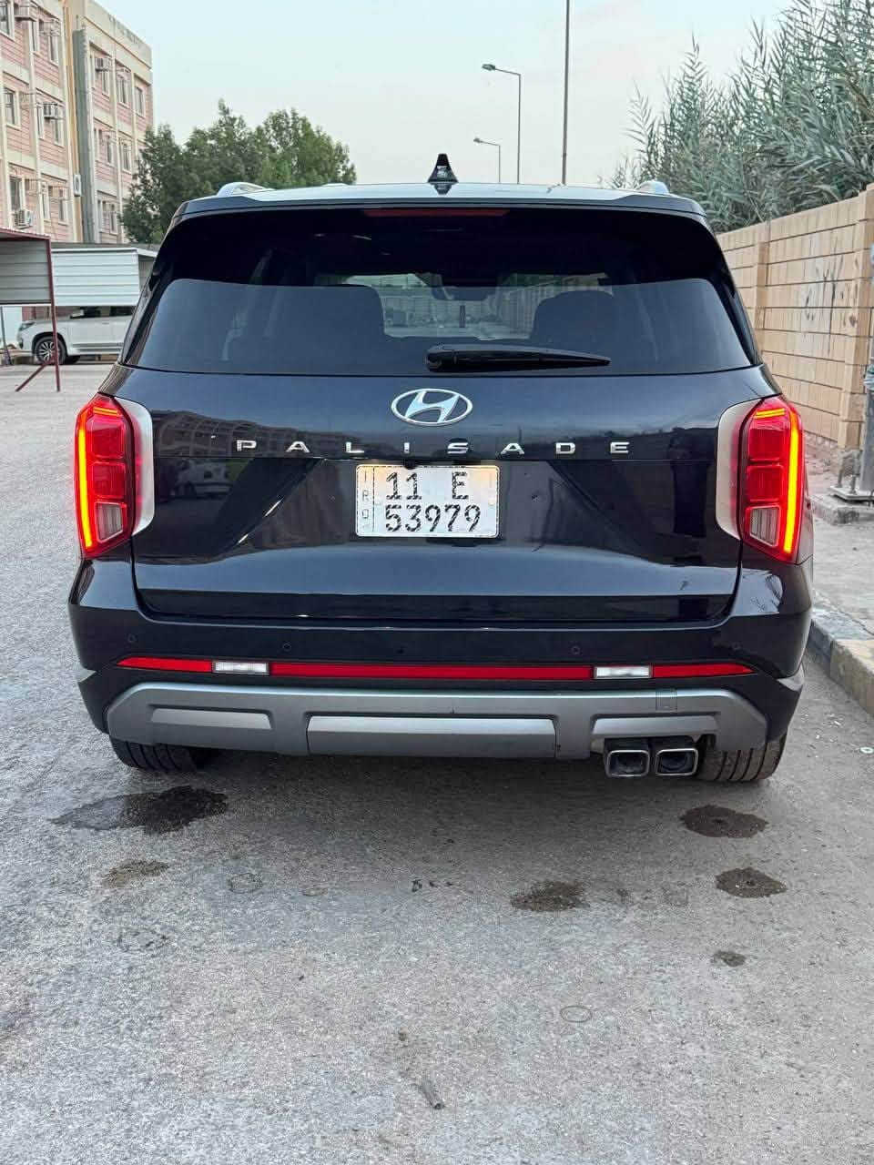 بلسايد موديل 24  فئة لمتد لون نيلي فول مواصفات تبديل بنيد وبيه بارد في جاملغ الايمن فقط ماشية 25الف ومرقم بغداد وباسمي السعر 240 بيه مجال بسيط 
مكان السيارة الحلة 
*********** فقط واتساب
*********** فقط واتساب
