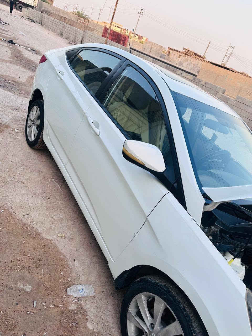 سلام عليكم اكسنت 2014 كير مكينه1600خليجي  خير من الله بس المكينه مبدل كازكيت  الحداده 100٪ امامي خلفي فتحه سقف رقم ذي قار بسمي سنويه 2027/12/20 مكفوله من الضربه بيها مكانات تكحيل التبريد مايشتغل البصره الزبير ***********
