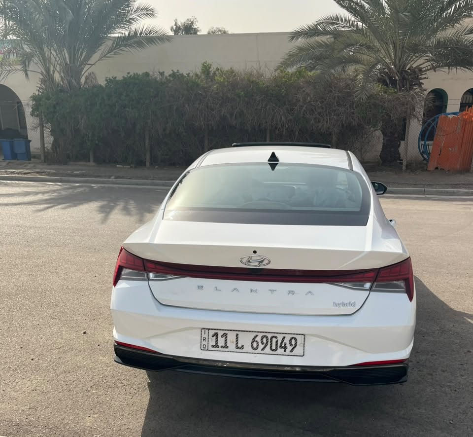 إلنترا هايبرد 2022 وارد امريكي ابيض
فول مواصفات Limited
-فتحة
-شاشة متصلة
موديل: 2022
رادارات تصادم امامي وخلفي
كاميرا خلفية
حساسات أمامية وخلفية
تشغيل عن بُعد
دعم  CarPlay
مكيف أوتوماتيك
-مقاعد تبريد تدفئة
ماشيه 62
(حادثة خفيف نص البنيد وربع الجاملغ) السعر138 ورقه بيه مجال بسيط
بغداد البياع
التواصل ***********
