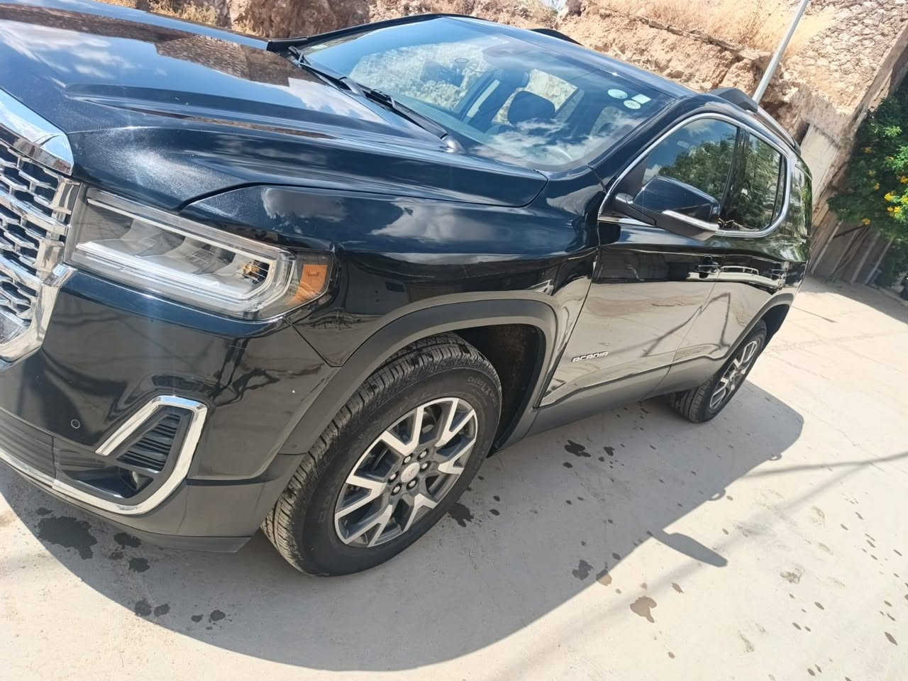 جمسي اكادير موديل 2023بيهه بس بونيد ودعاميه سياره كلش نظيف  سعرها 220رقمي ***********

