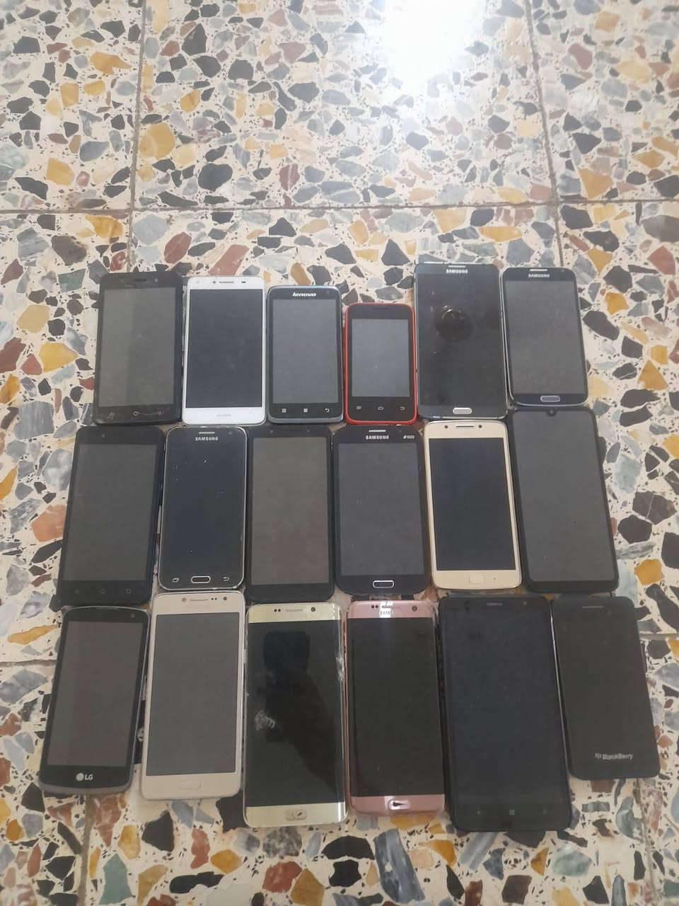اجهزه قديمه • طافيات • اسكينه