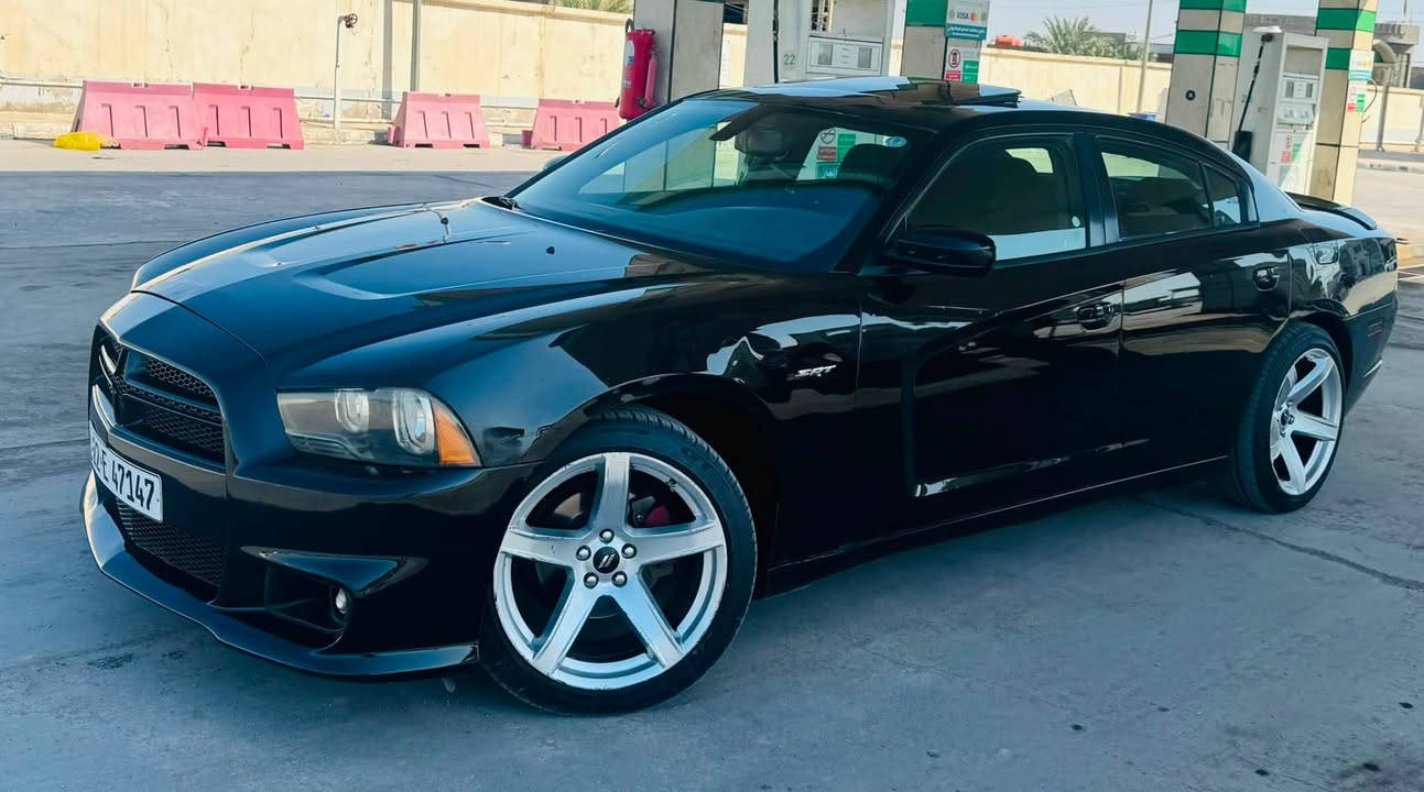 جارجر 2014 فووول مواصفات 1/1 مكينه 3600
وارد كندي كلين هنا صار بيها ثلاث قطع تبديل بدون صبغ 
بدون دواخل بدون ارباك جاهزه وجديده صاعده هزه قبل سبوع سنويه وفحص كله جديد حاضر وكاله او تحويل السعر 137$ مكاني بابل - الشوملي للاستفسار *********** او ***********
