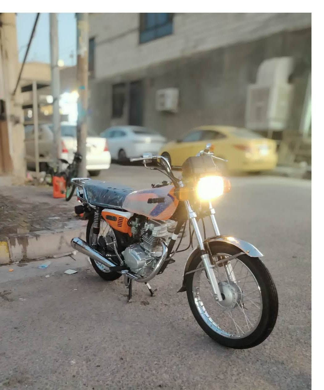 @سلام عليكم شباب دراجه البيع دراجه نضيفه وحلوه ومحركه خير من الله كهربائيات كله شغاله دراجه نضيفه ما متعوبه موديل أوراق سكنر 2026سعر 700وبيه مجال الطيبين الخاص مفتوح رقم الهاتف ***********
