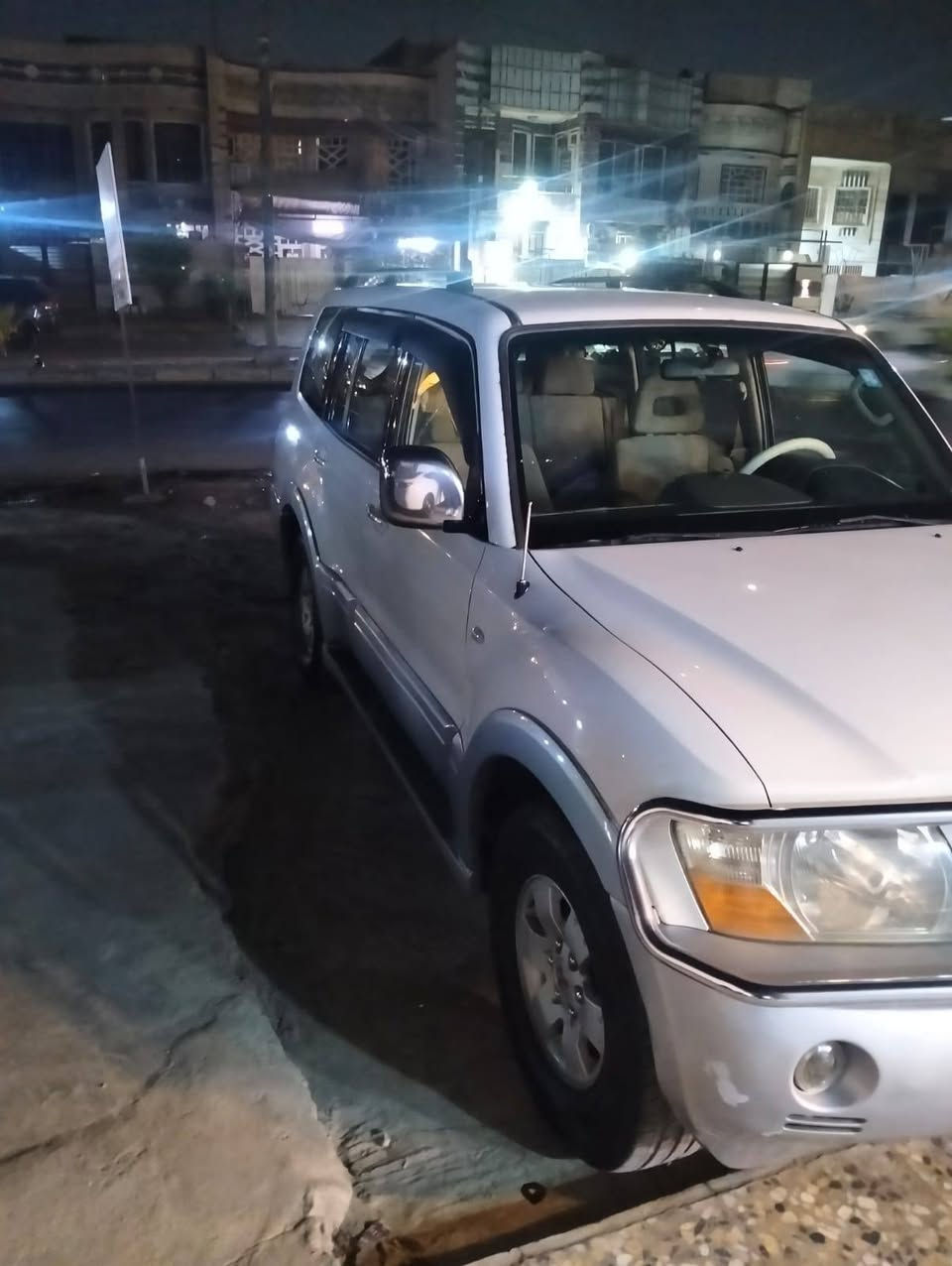 🚙 للبيع باجيرو 2007
ميتسوبيشي باجيرو موديل 2007
🔧 مكينة 3000
✨ السيارة نظيفة جداً وعلى وضع الشركة
🎨 بيها فقط قطعة صبغ بالجاملغ الخلفي جهة السائق
📌 باقي السيارة على حالتها الأصلية

💰 السعر: 90 ورقة

📍 العنوان: بغداد – الشعب – شارع التجار
📞 للاستفسار: ***********
