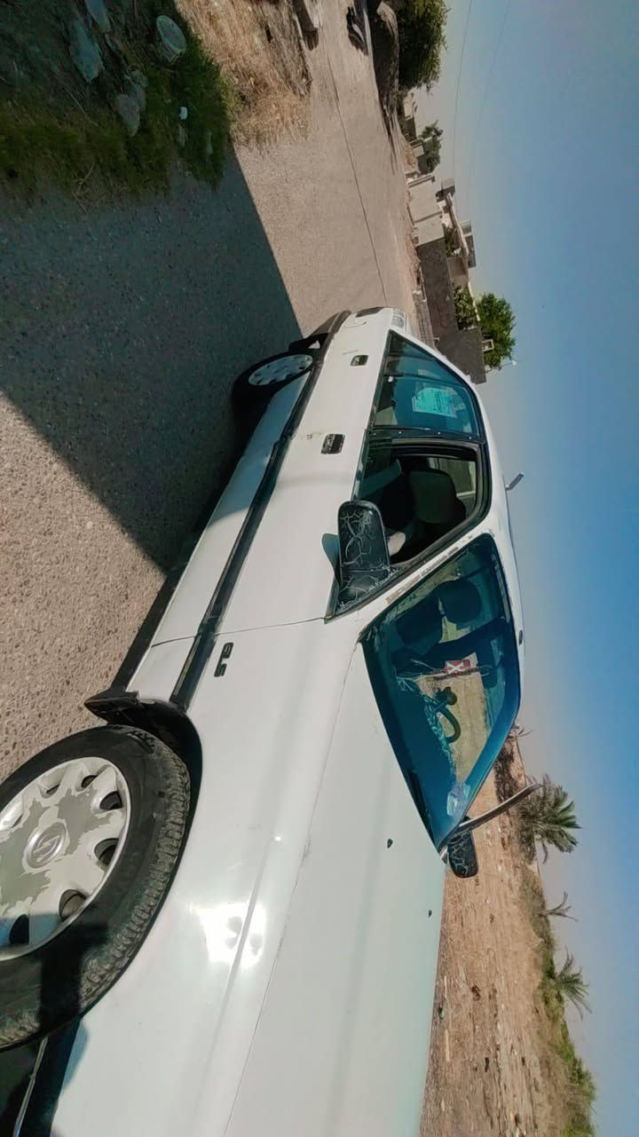 اوبل اوميكا محرك وكير خير من الله كير اوتوماتيك السياره الماني بسم مره وكاله عامه بس البيع اله حق التحويل السنويه صار سنه صاقطه تأخذ شرط التحويل السعر 26وبيها مجال لشراي ‏‪***********‬‏

