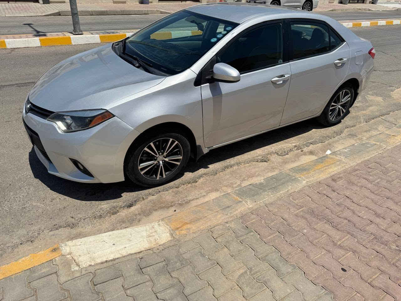 السلام عليكم بيع فقط 119$
كورلا 
2016 
ضرر موضح بالصوره فقط جاملغ 
كير محرك تبريد كلها شرط 
مكاني تكريت القادسيه 
سنويه لي نهايه ال 2027 
رقمها شمالي سليمانيه 
ماشيه 130 ميل
السياره برغي متخلي عليها كامله مكمله 
***********
