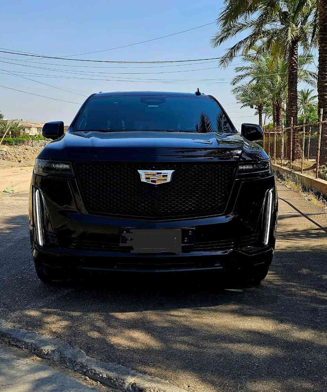 كاديلاك اسكاليد • ٢٠٢٣ • ١١٥الف كم